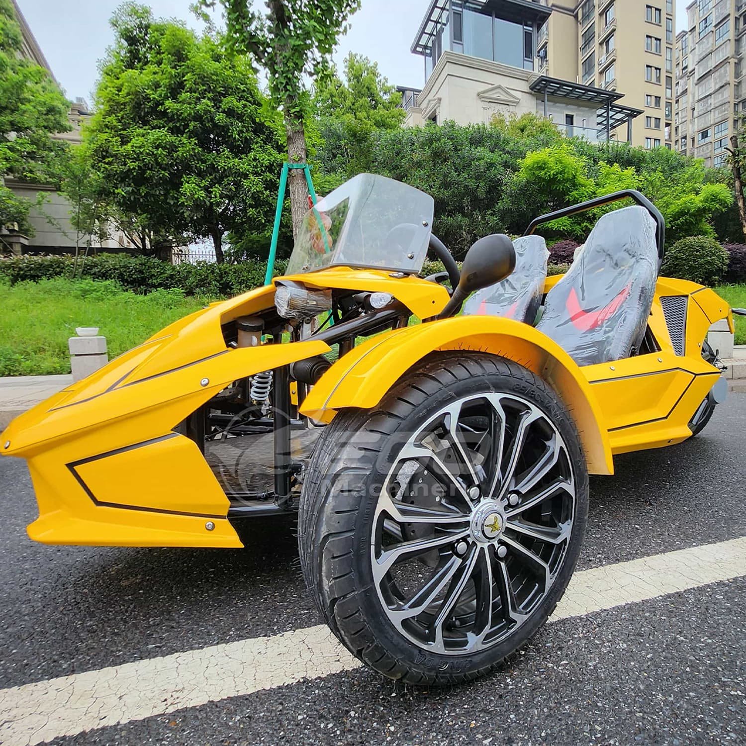 Adult High Powered 3 Wheels 2WD All Terrain Vehicle UTV 350CC Available Sports Car Off Road Buggy