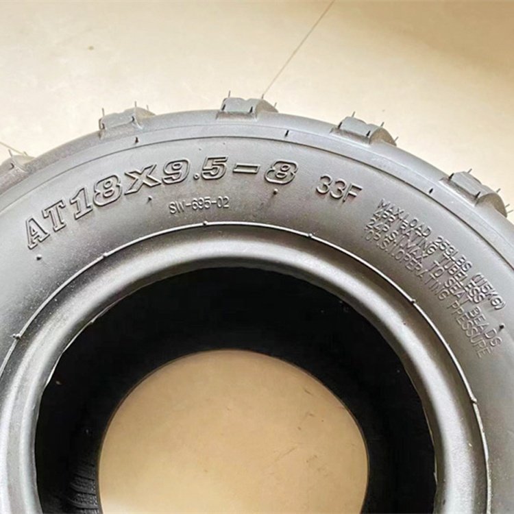China Manufacturer 18x9.50-8 18x9.5-8 19x7-8 18x8.50-8 ATV Tire