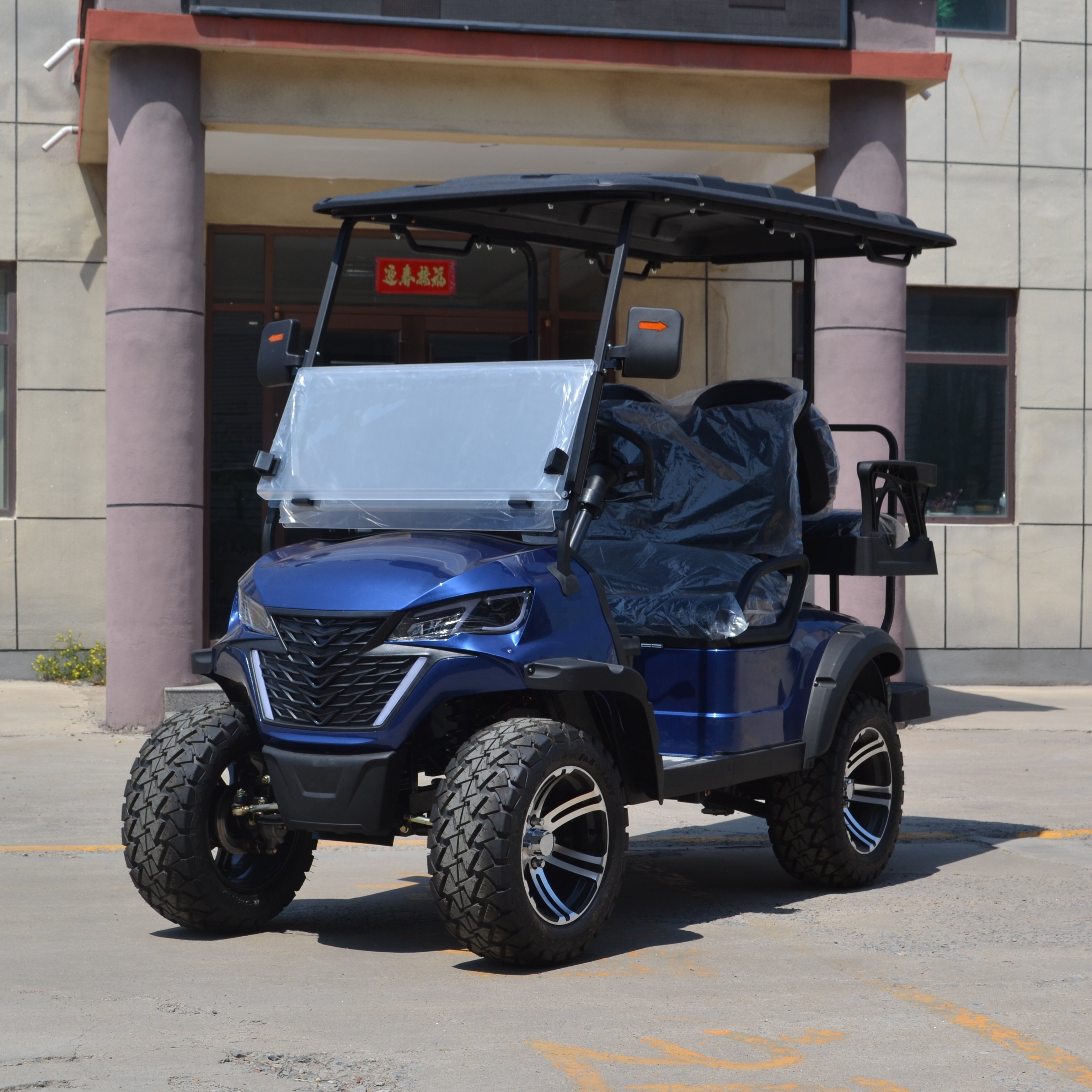 2023 China 48V 72V 5KW Off-Road EV Golf Buggy 4-10 Seater Electric Golf Carts with Equipped Tail Caddie Club Car
