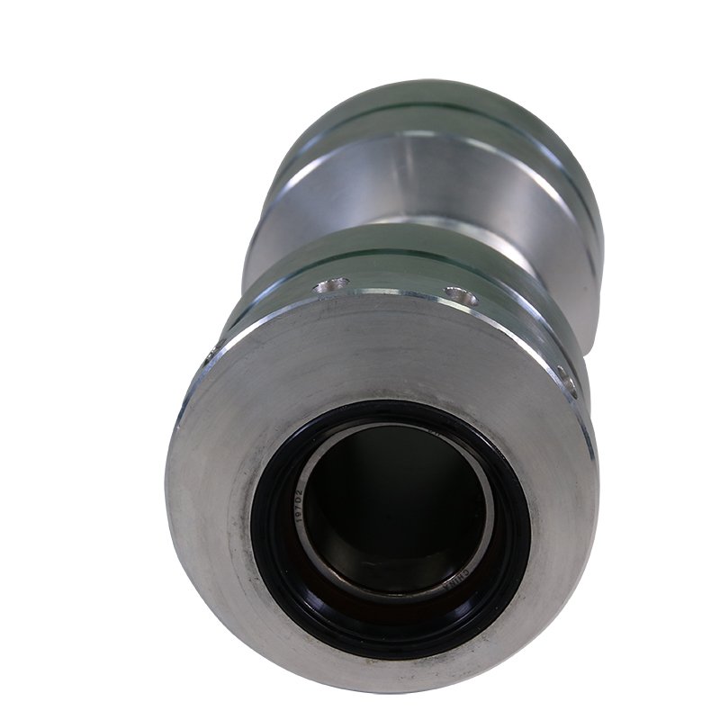 China Bearing Manufacturer Forged Rear Axle Atv Bearing Carrier