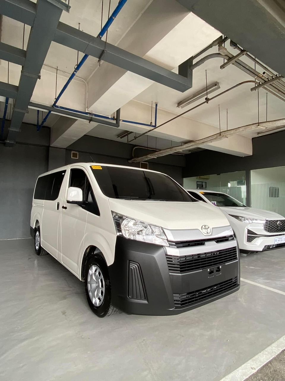 Neatly Used 2022 Toyota Hiace 2.8