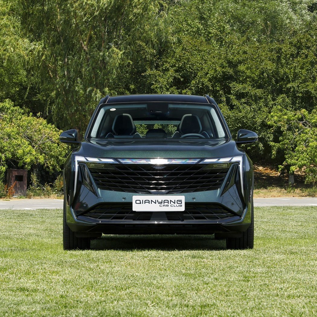 In Stock Hot Sale 2023 Geely Boyue L Compact SUV 1.5TD Raytheon Hi Super Atv Electric Car Hybrid Vehicle Made in China