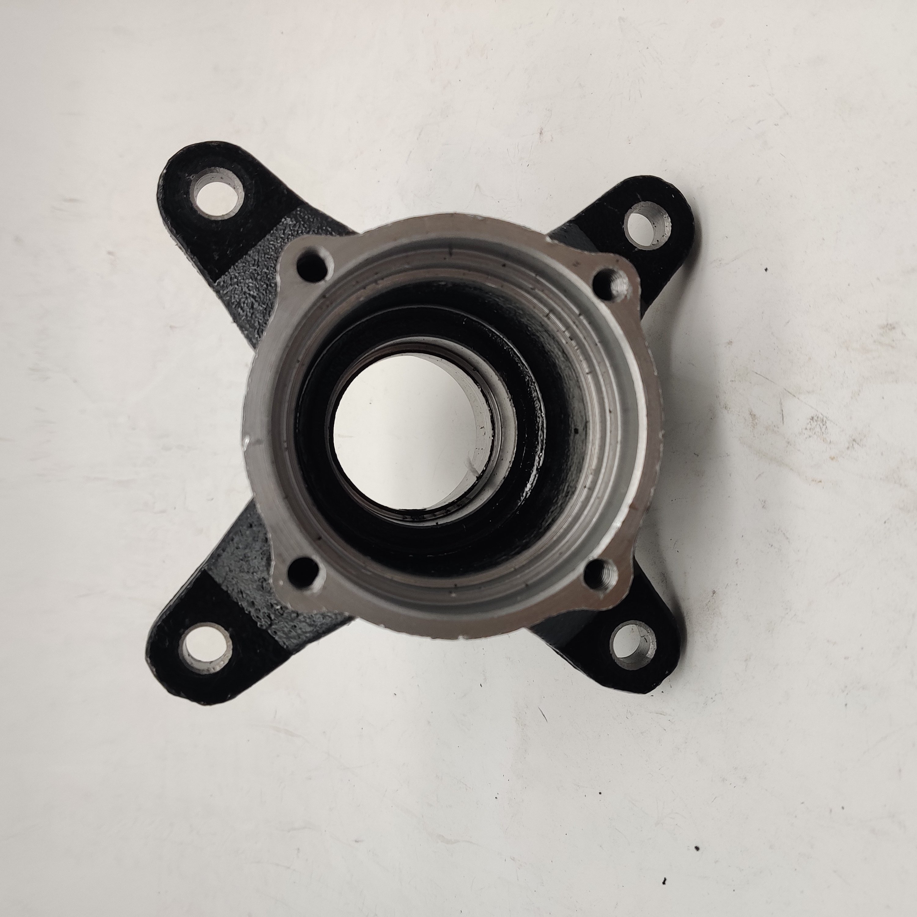 Linhai ATVs Parts 260cc 300cc Linhai Front Wheel Hub 2-4WD 20805A 4x4 Atv/utv Parts & Accessories