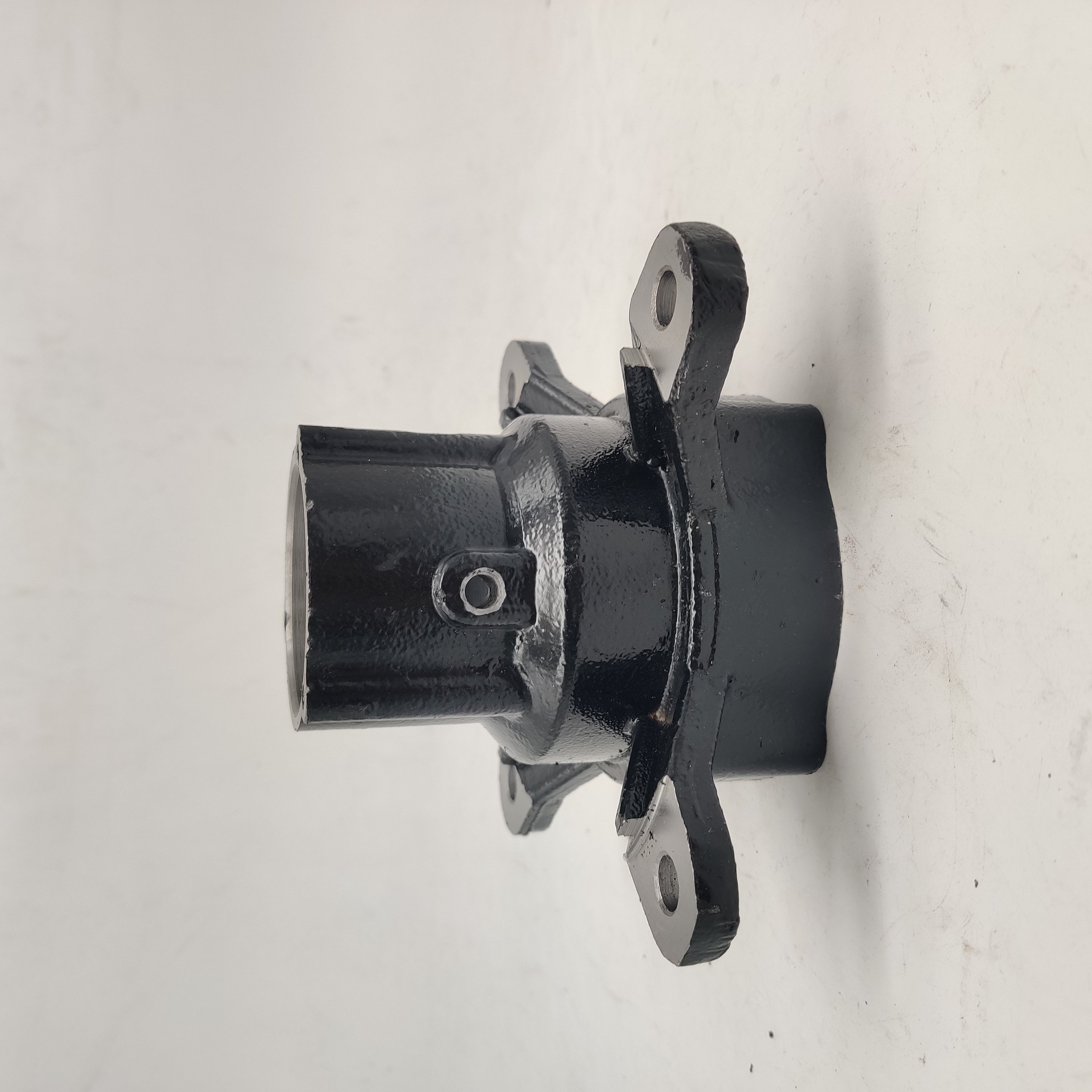 Linhai ATVs Parts 260cc 300cc Linhai Front Wheel Hub 2-4WD 20805A 4x4 Atv/utv Parts & Accessories