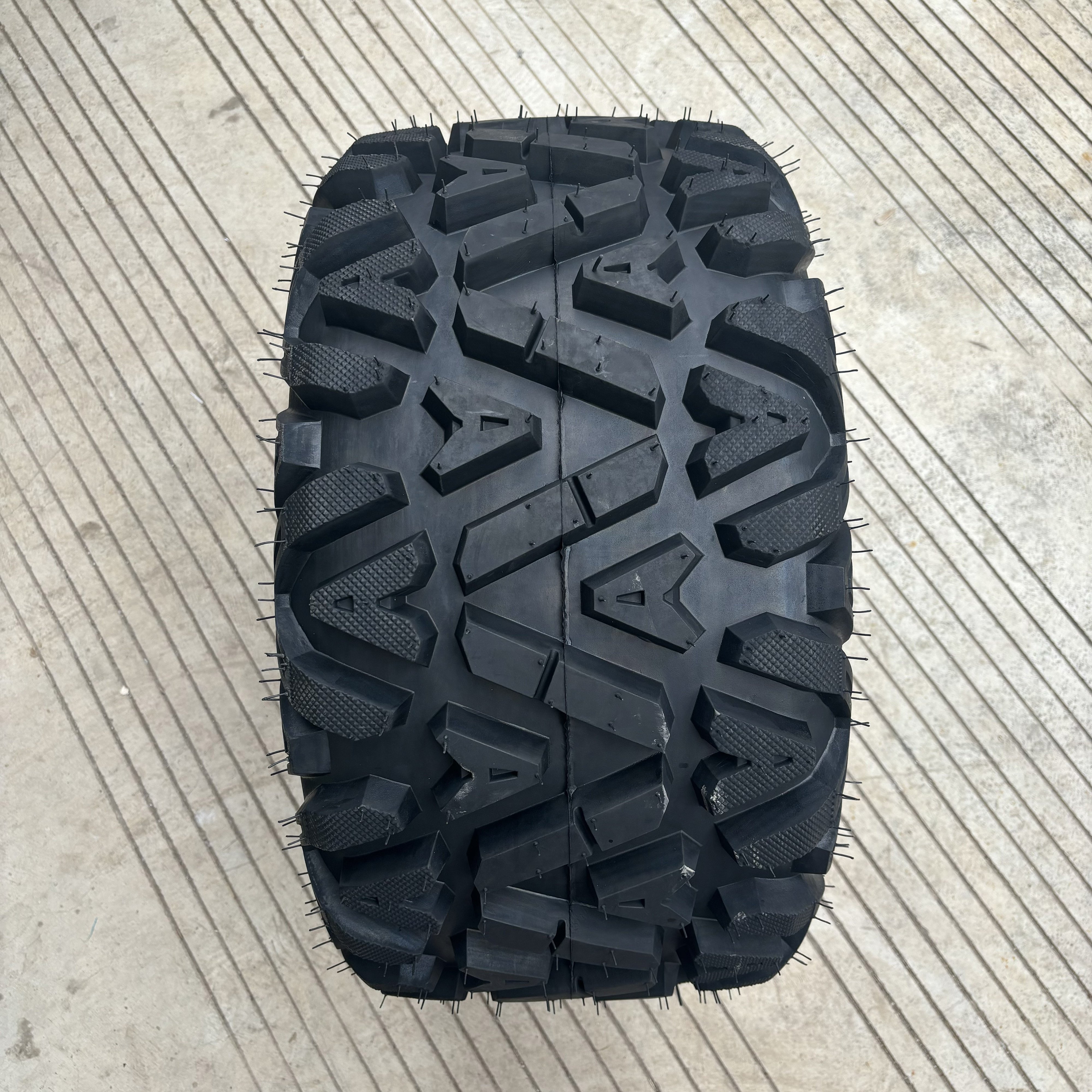 High Quality 26x11-12 Rear Tubeless Tire Factory Hot Selling Bias Design UTV Tyre for Agricultural Motorcycle ATV Tires 26*11-12