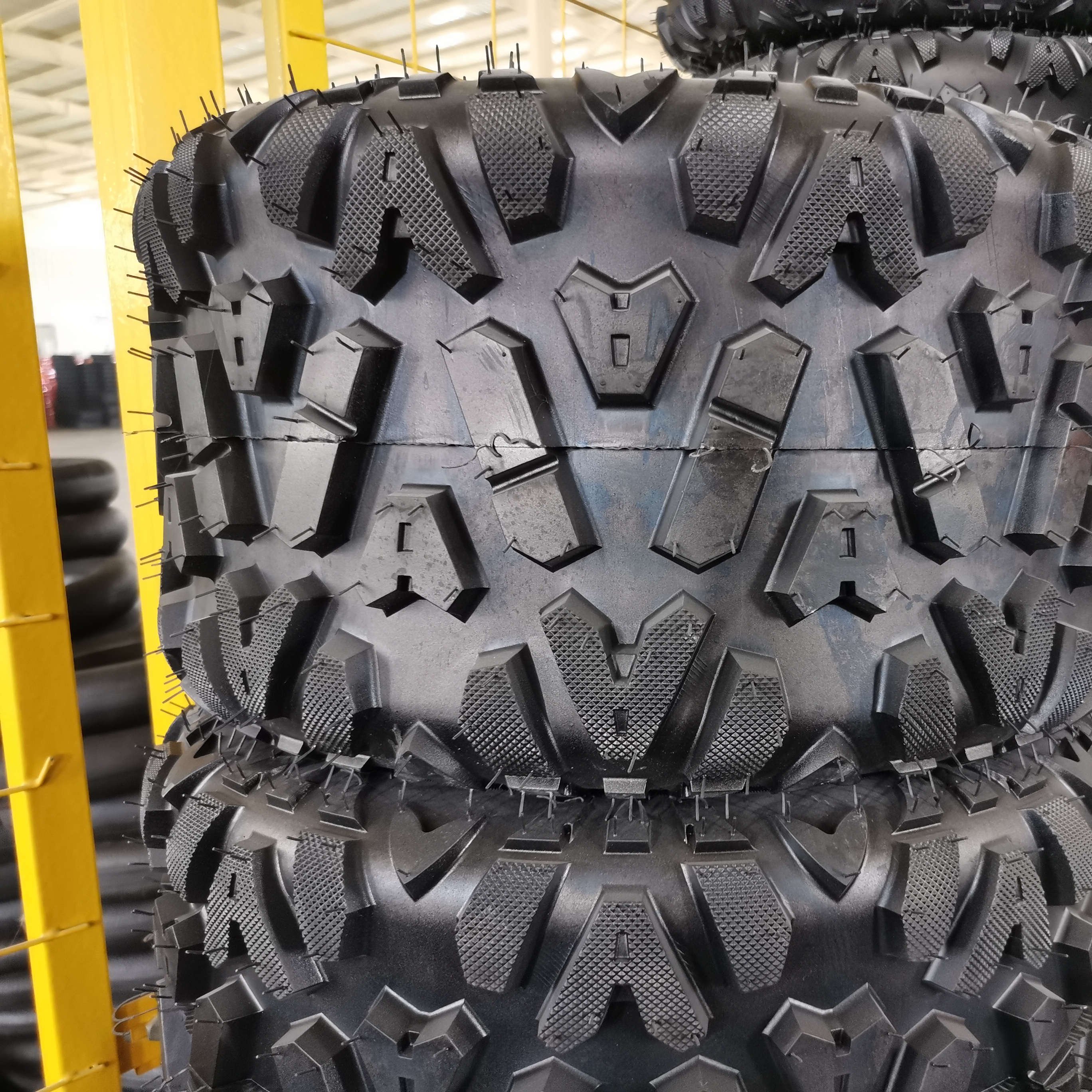 High Quality Cheap Price ATV Tires for Sale Rubber Tyre Wholesale 22*10-10 23*7-10 19*7-8 18*9.5-8TL