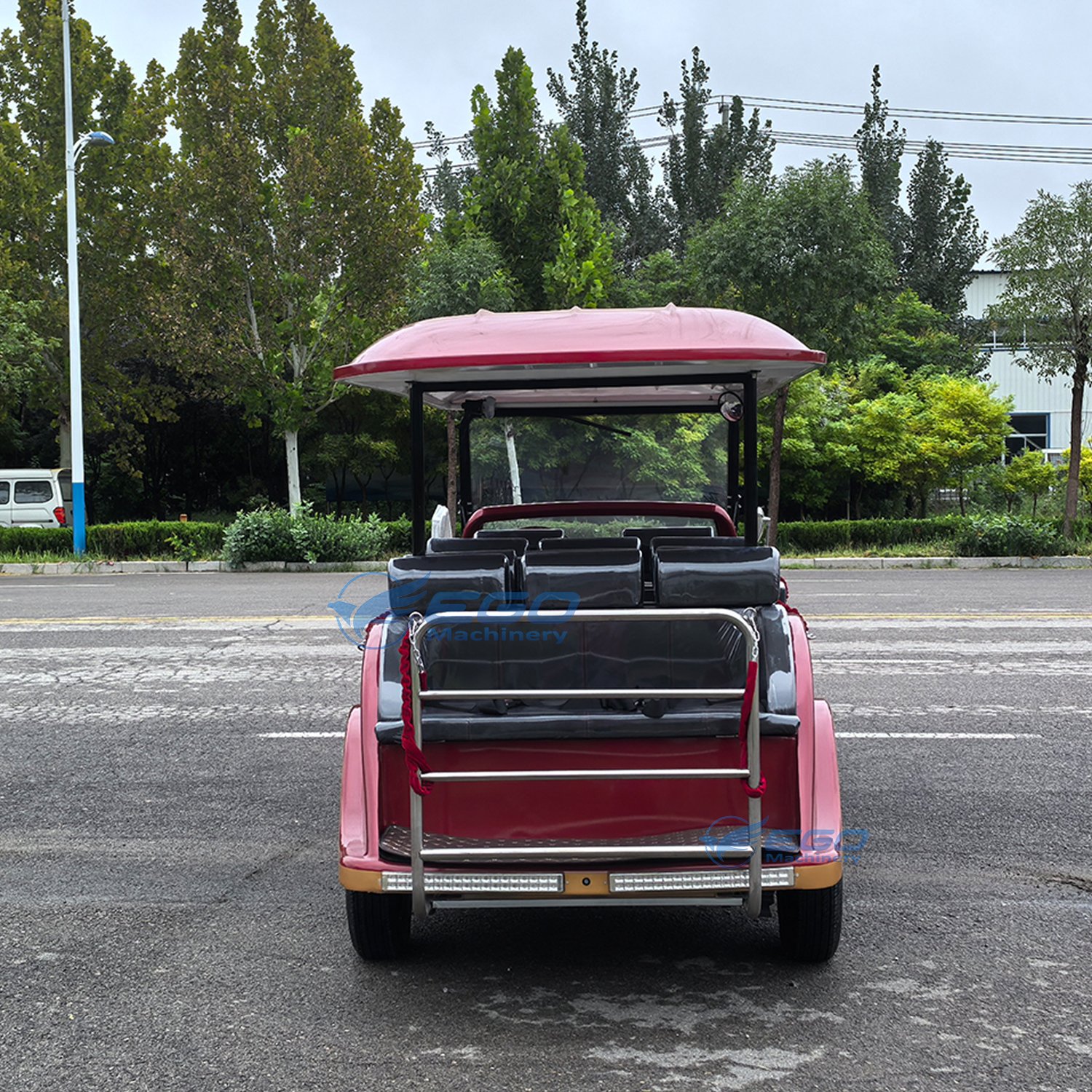 Best-selling Stylish Retro Classic Cars Electric Special Transportation Electric Luxury Classic Car 11 Seater Classic Car