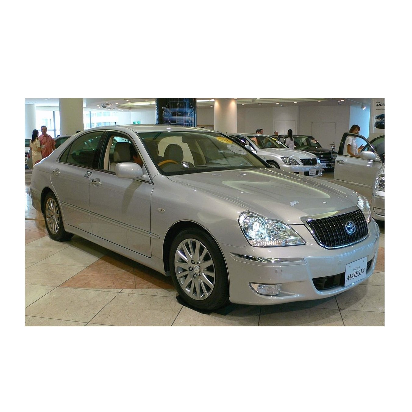 Used toyota CROWN Cars Majesta