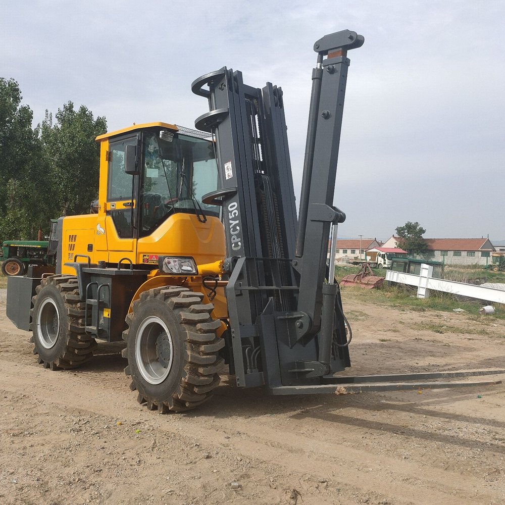 Factory Direct 3 Ton Diesel Engine Forklift 4WD Compact Off-Road Pallet Truck Seat Operator Used Farm Offroad Wheels Tires