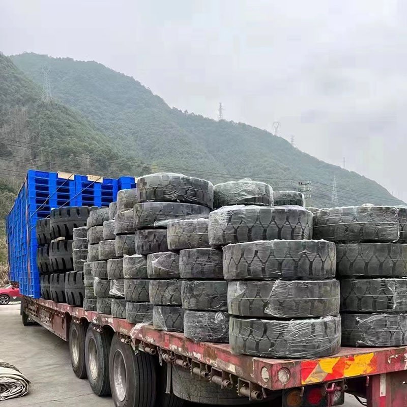 Factory Supply 3-5ton Forklift Solid Rubber Tires 6.5-10 28*9-15 With Super Quality