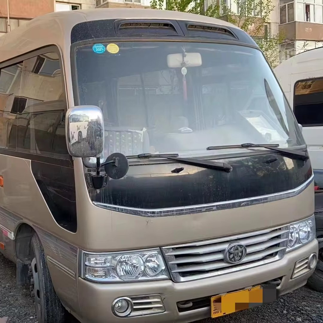 Hot Sale Premium Choice 18-30Seats TOYOTA COASTER 17 Seats Capacity Diesel Fuel Type Passengers Comfort Awaits