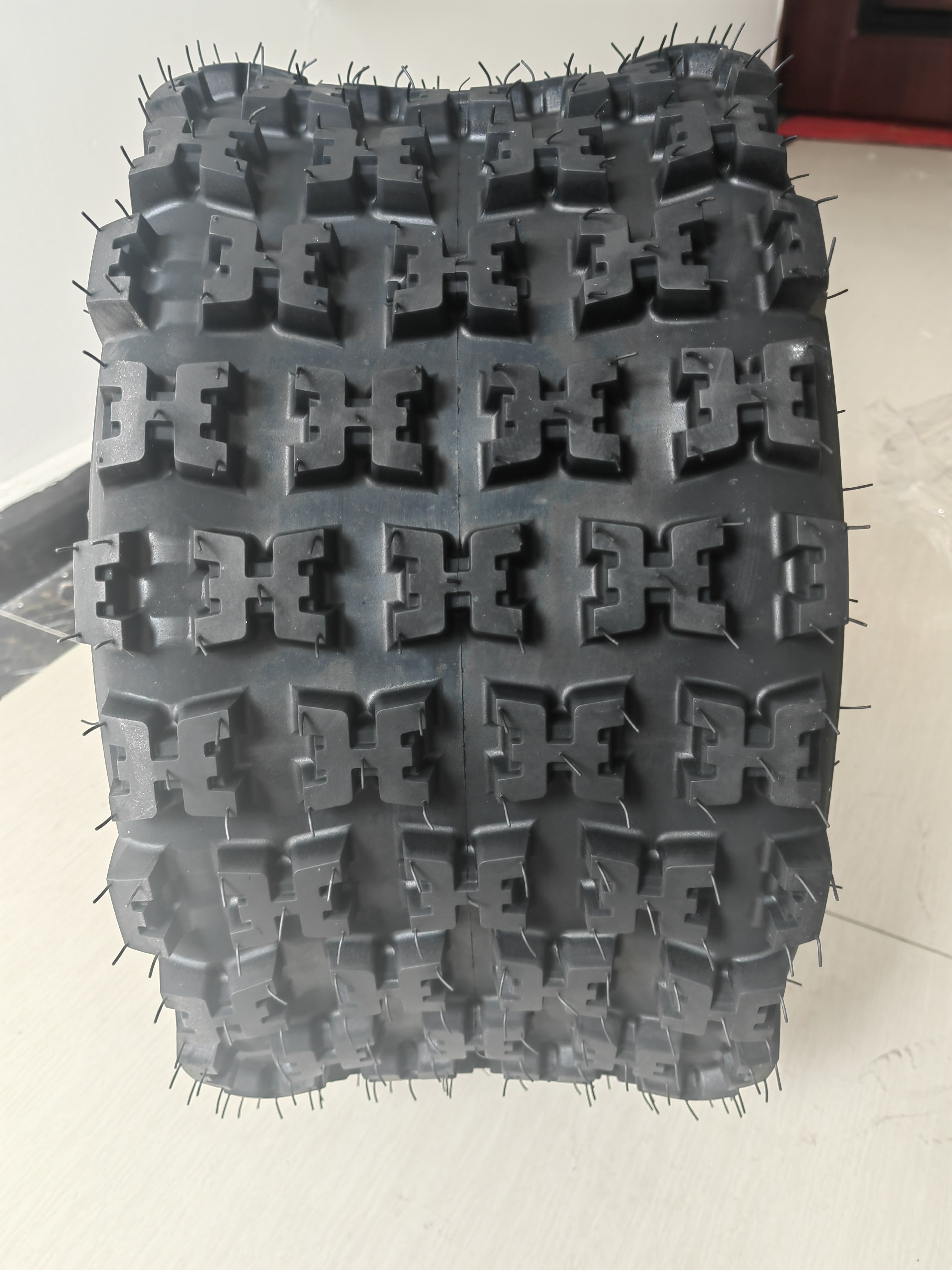 China Cheap Atv Tyre 10 Inch Tubeless off Road Atv Tires 21*7-10 22x7-10 20*11-9