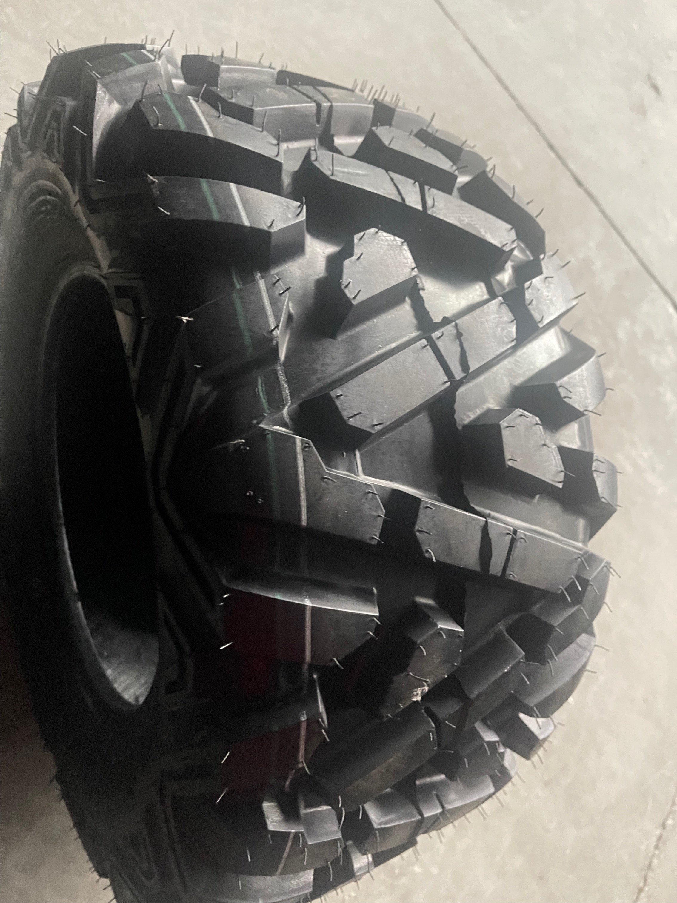 KTA High Reliability 25X10-12 ATV Wear-Resisting Offroad Wheels & Tires Tubeless ATV Lawn Mower ATV and UTV Tires