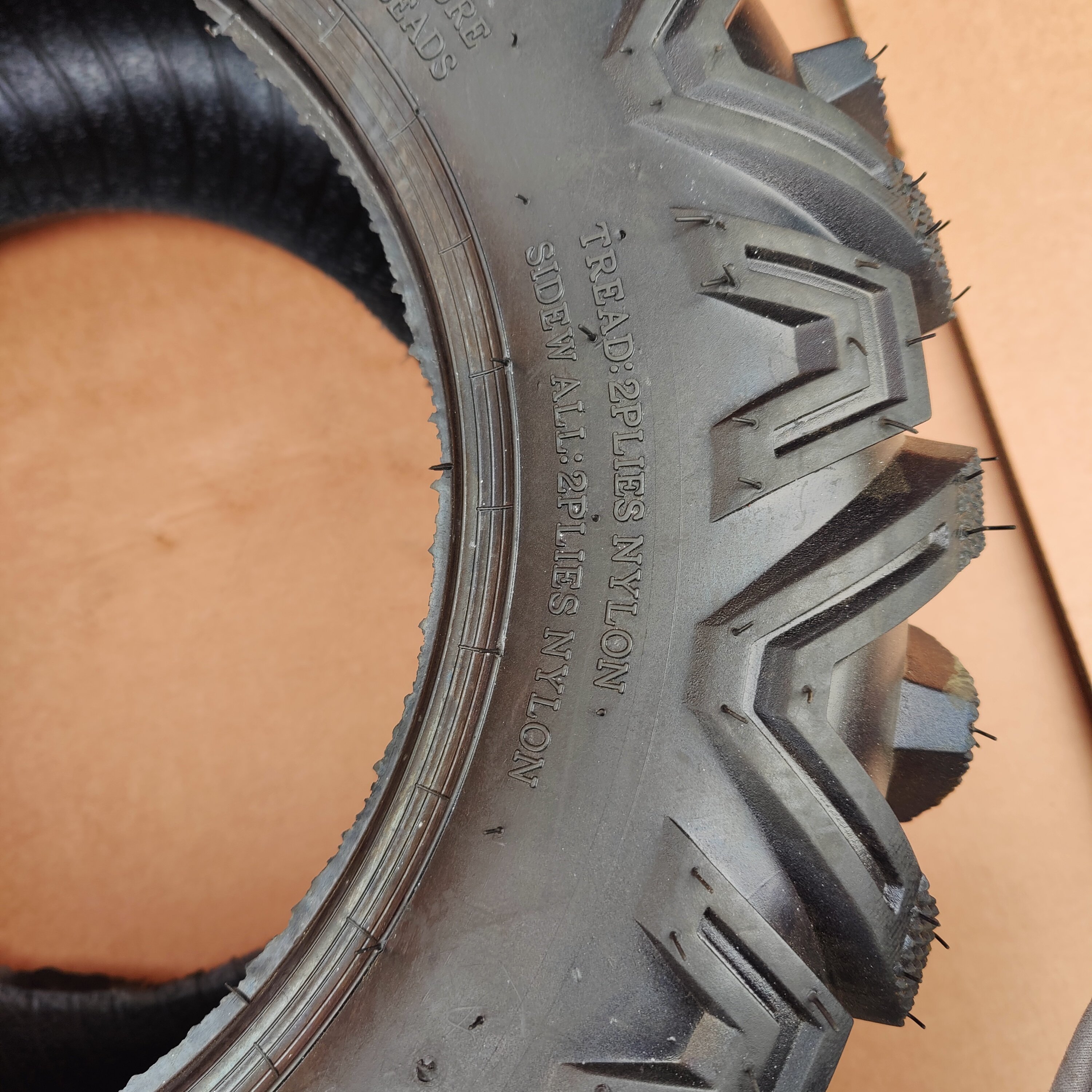 Professional Manufacturer 27x11-14 Inch ATV Tire for Sale Tubeless All Terrain