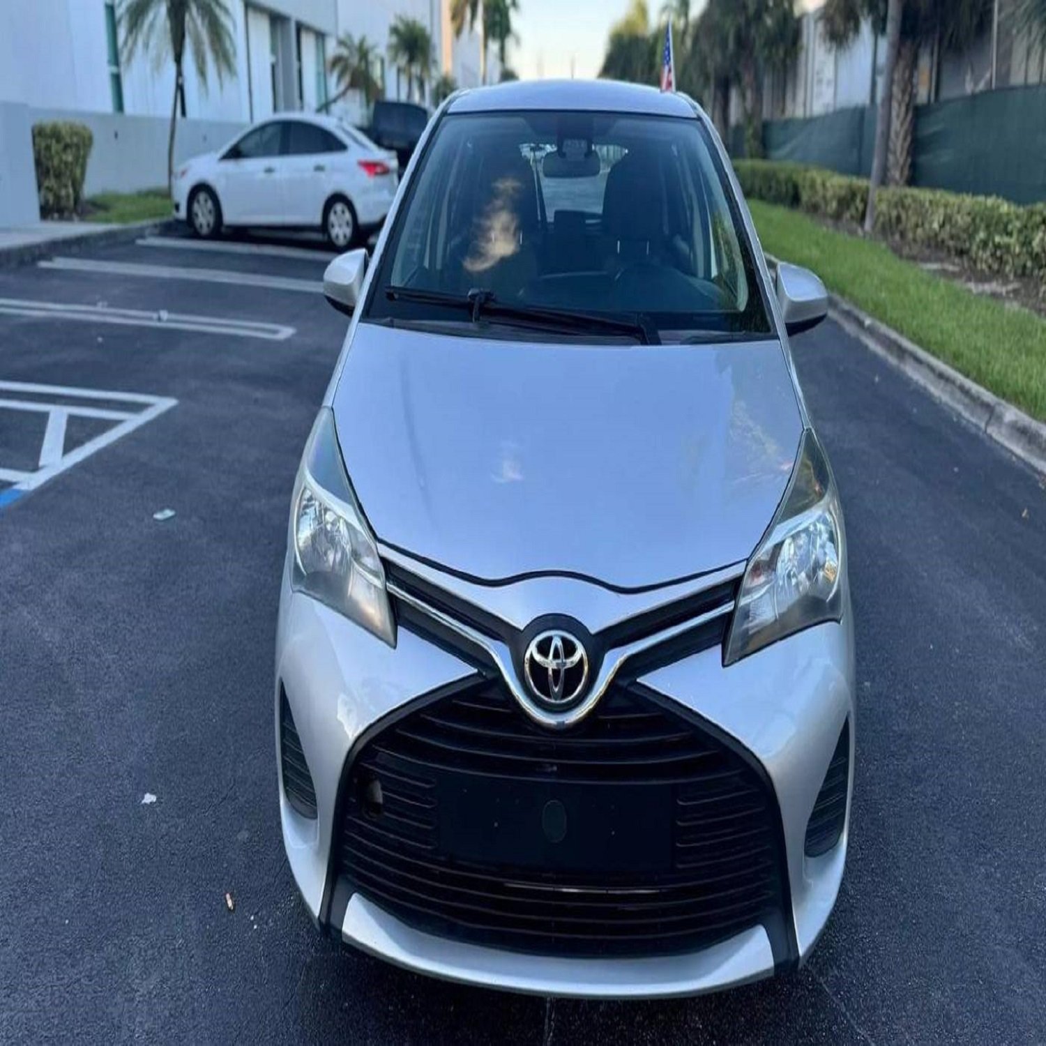 Neatly Used 2017 Toyota Y-aris LE