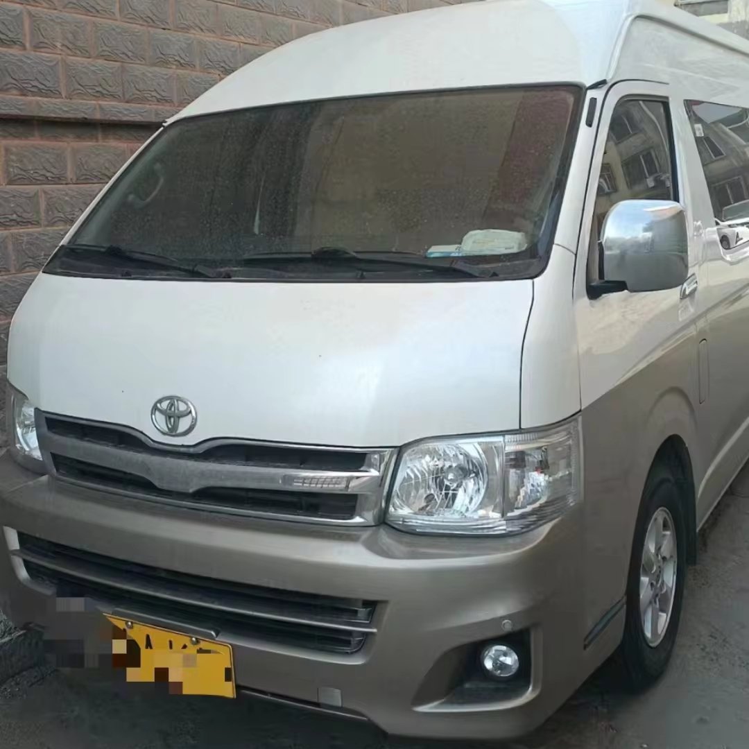 FREE SHIPPING TOYOTA HIACE 18-Seats Diesel Van With 103kw Engine Power and 3980kg G.V.W