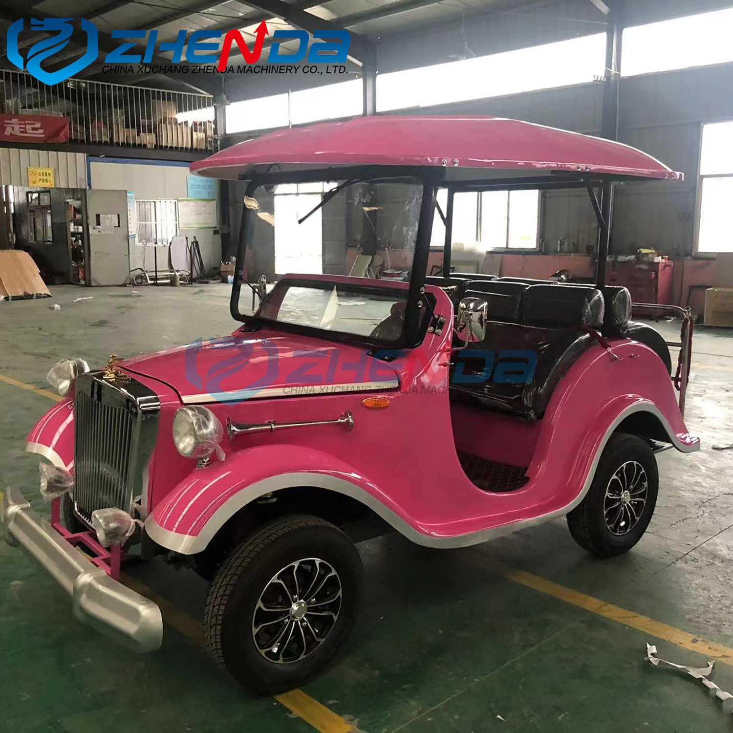 Classic Car Five Seats Can Be Customized / Best-selling Comfortable Movie Props Classic Car for Sale