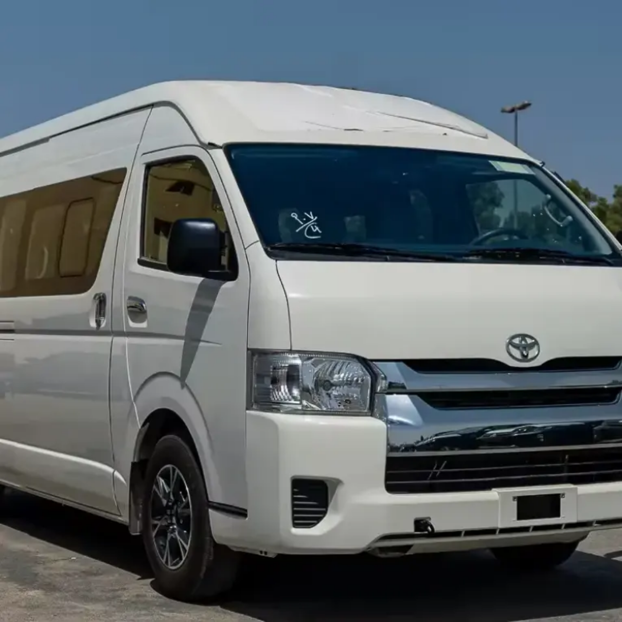 Neatly Used 2021 Toyot.a Hiace High Roof 15 Seater 2.5L 100% Perfect Accident-Free, No Dent
