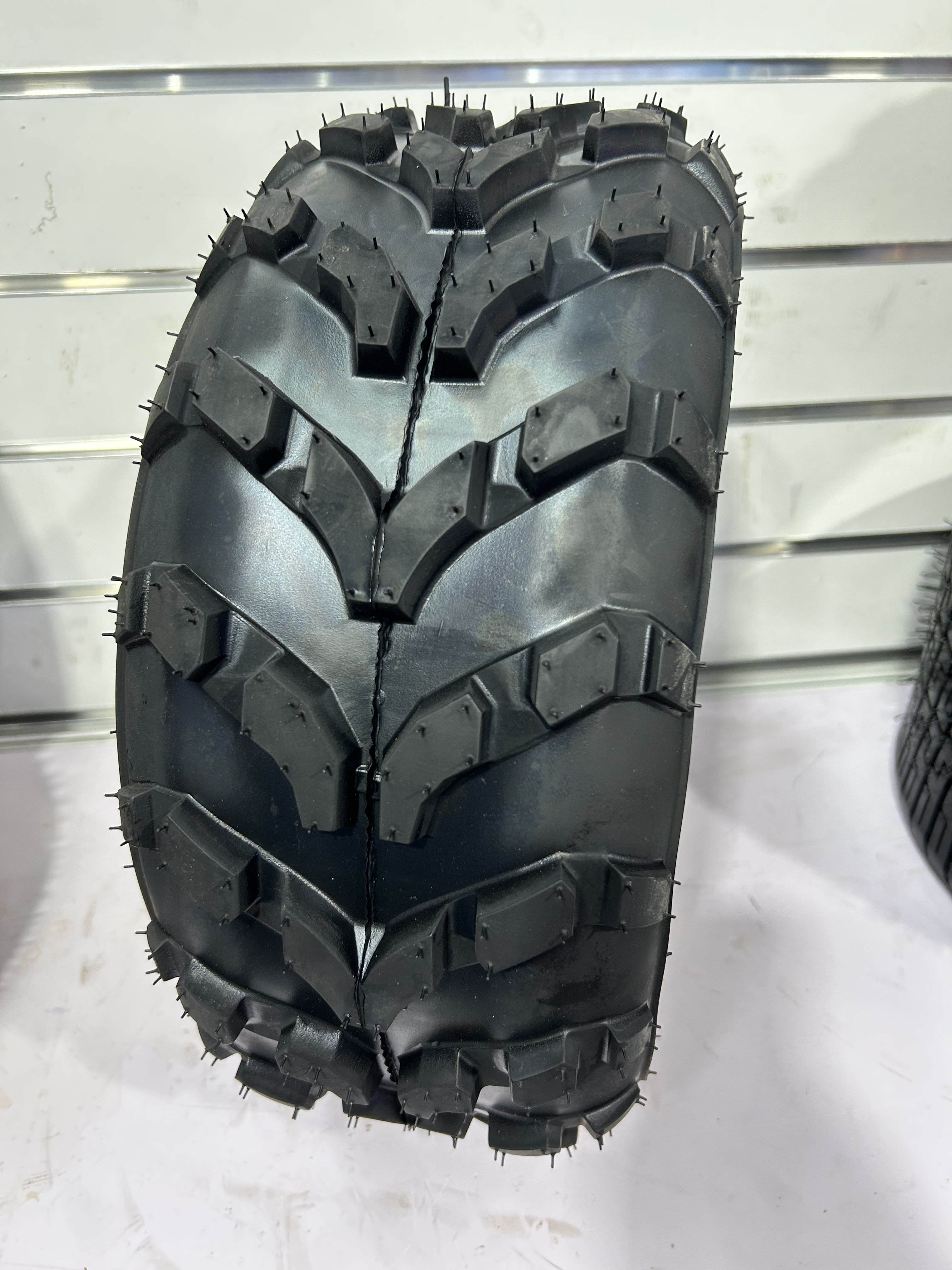 CHINA MADE Super Quality Feiben Brand Tire Factory Motorcycle ATV Tyre 19X7-8 FB110