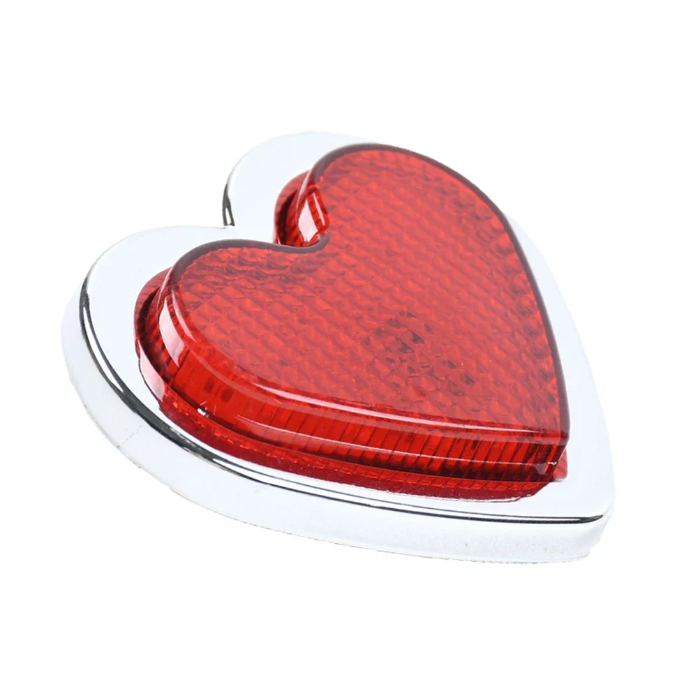 24V Red Heart Shaped Turn Signal Lamp Side Marker Light LED Light for Cars Vans Trucks Trailers ATV Accessory