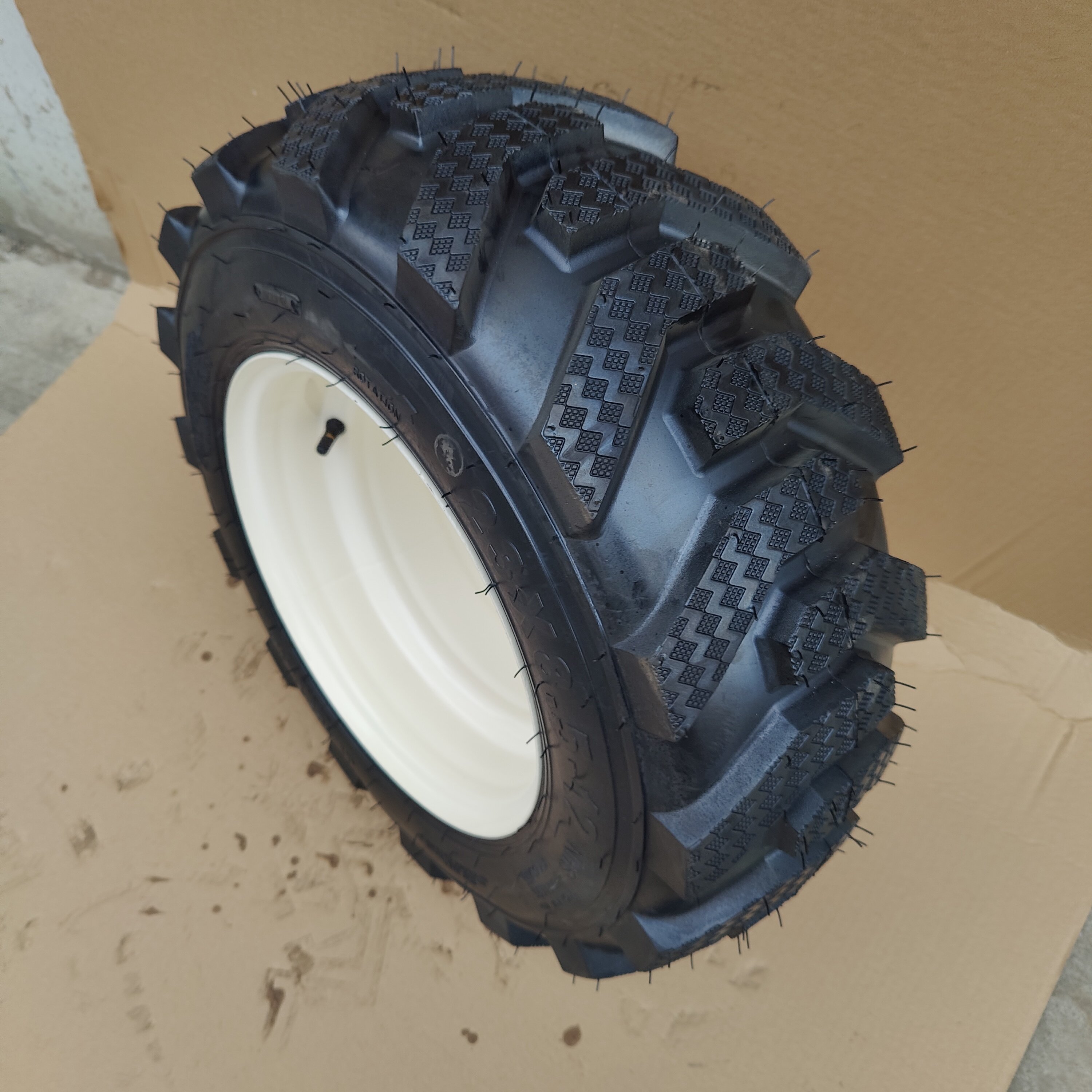 ATV Tires Wholesale 23x7-10 23X8.5-12 ATV and UTV Tires Manufactural Tyre Tubeless Rubber Wheel Tubeless