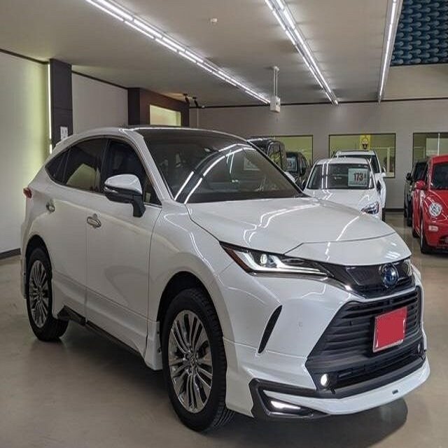 Toyota HARRIER 2022 Dual-engine 2.5L CVT Two-wheel Luxury Version China Cheap Used Cars Electric Car Atv Auto
