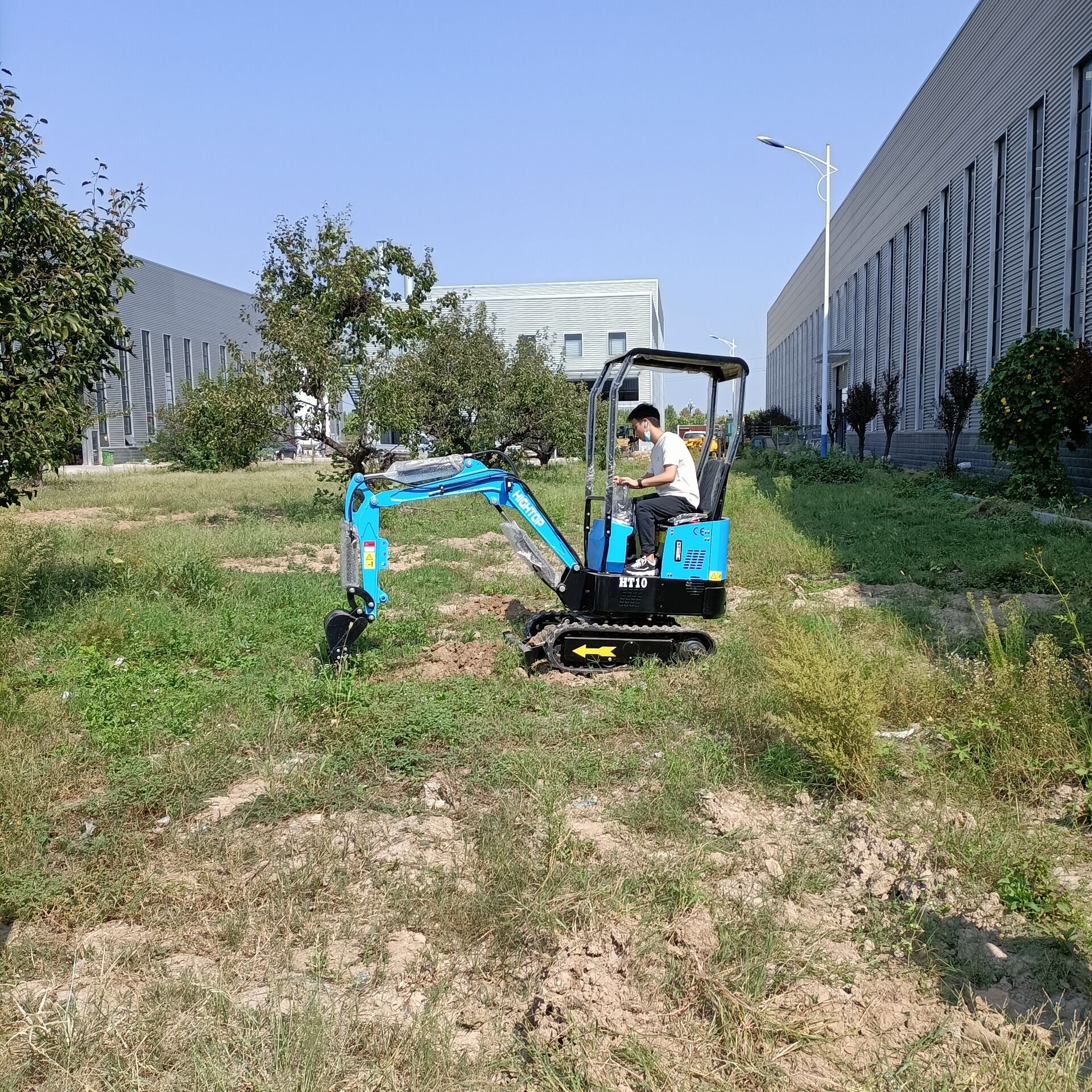 China Brand Heracles HT10 Mini Crawler Atv Backhoe Excavator Prices