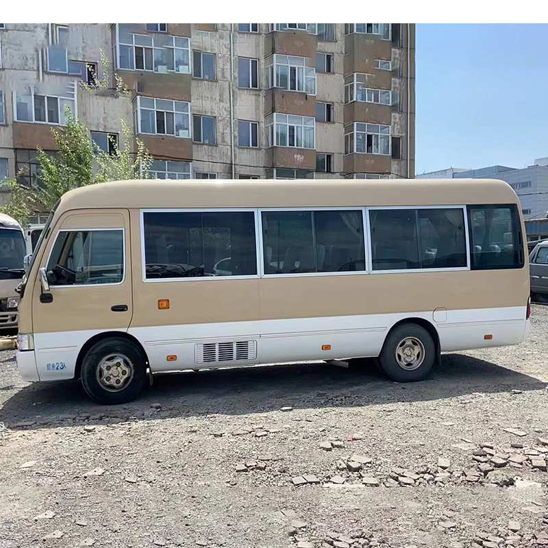 Coaster 2019 Luxury Low Price Medium-sized Commuter Buses Used