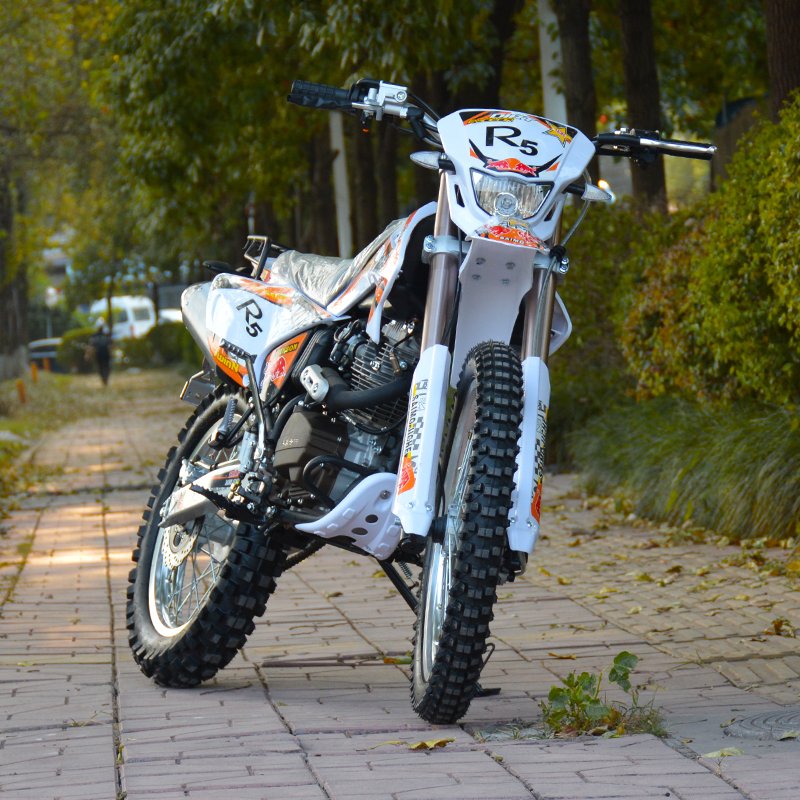 2024 Off Road Motorcycles 250cc 4-stroke Dirt Bike ZongShen Engine Motocross on Road Gasoline Motorcycle R5 for Retail