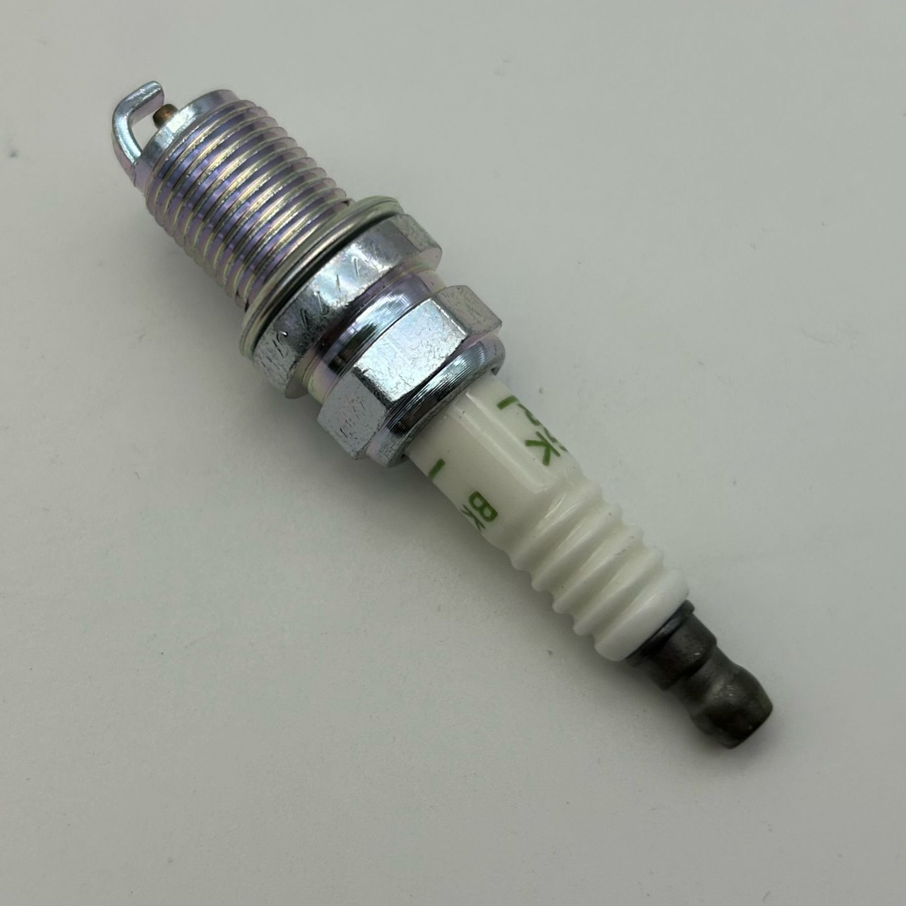 Original Genuine NGK Spark Plug Nickel Alloy BKR6E-11 2756 Car Engine Spark Plug for SUZUKI