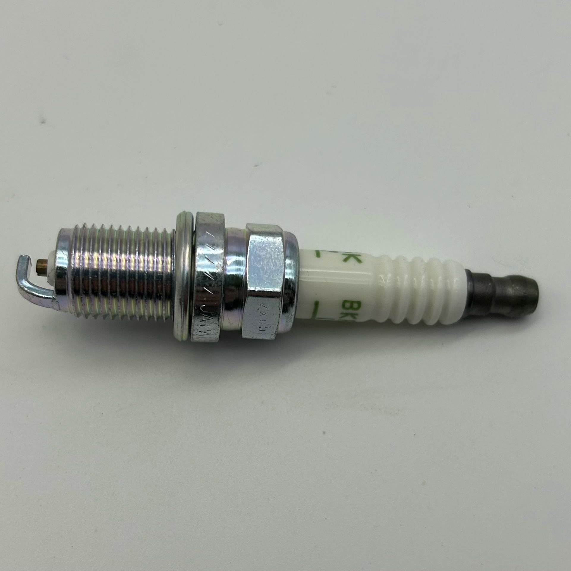 Original Genuine NGK Spark Plug Nickel Alloy BKR6E-11 2756 Car Engine Spark Plug for SUZUKI