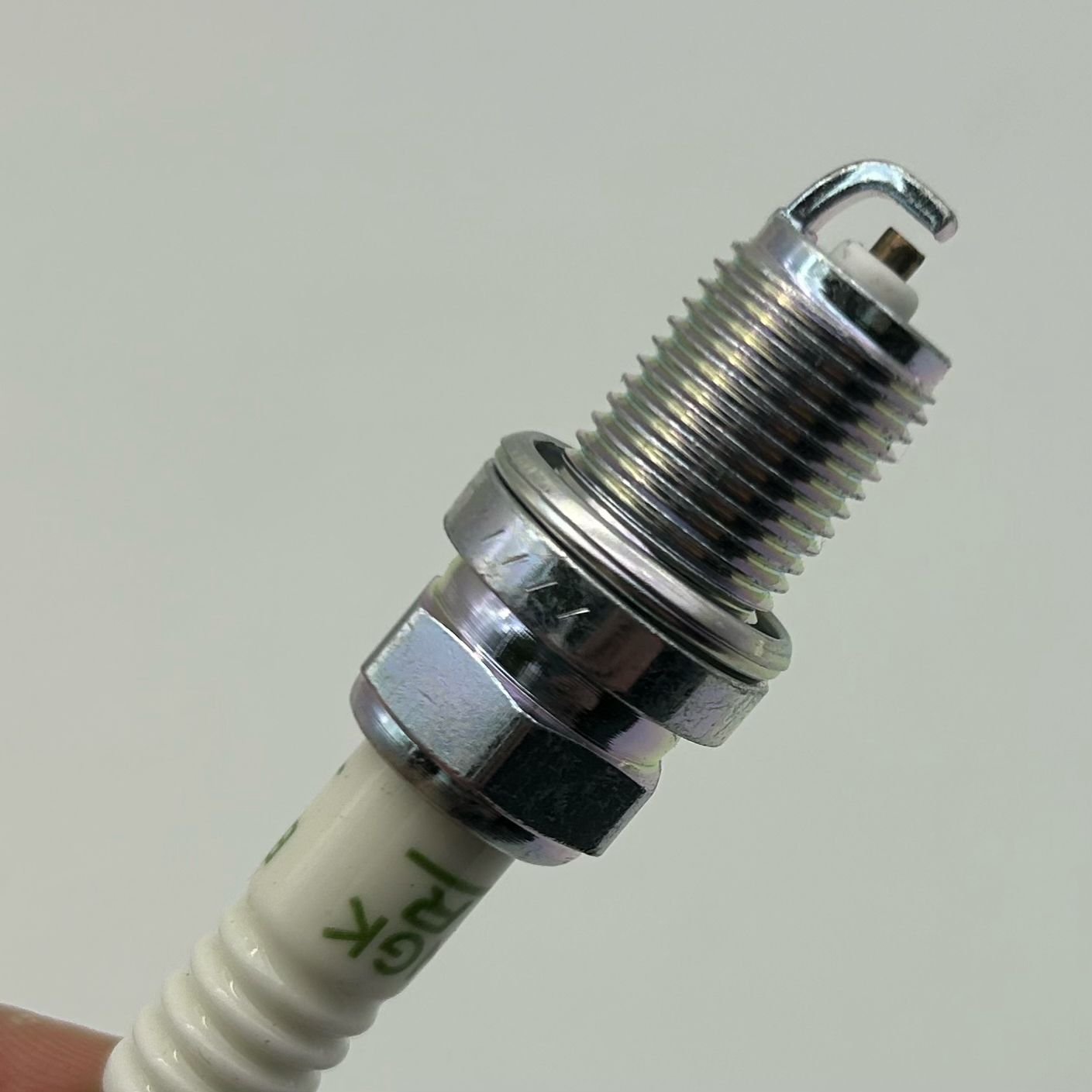 Original Genuine NGK Spark Plug Nickel Alloy BKR6E-11 2756 Car Engine Spark Plug for SUZUKI