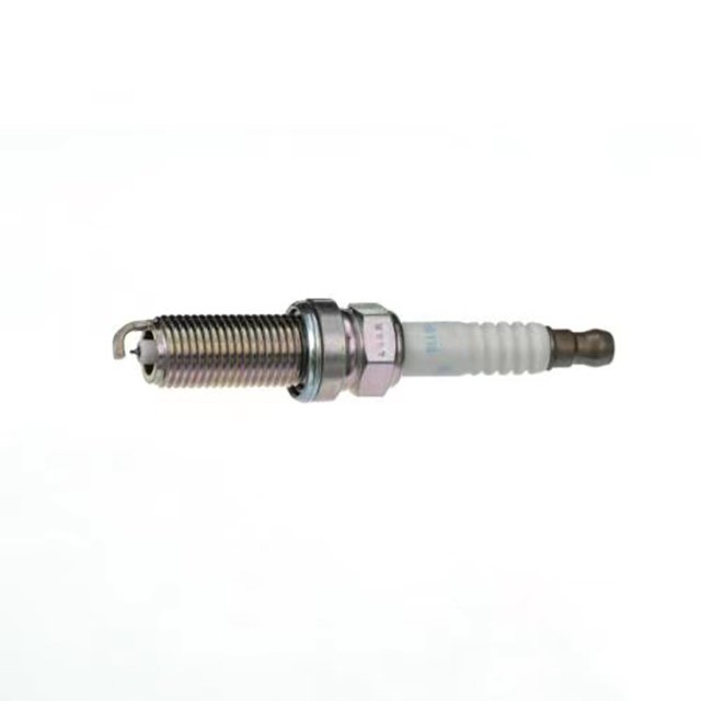 Wholesale Car Spark Plug PE5R-18-110 ILKAR7L11 Auto Engine Parts Candles Bujias Spark Plugs For Mazda