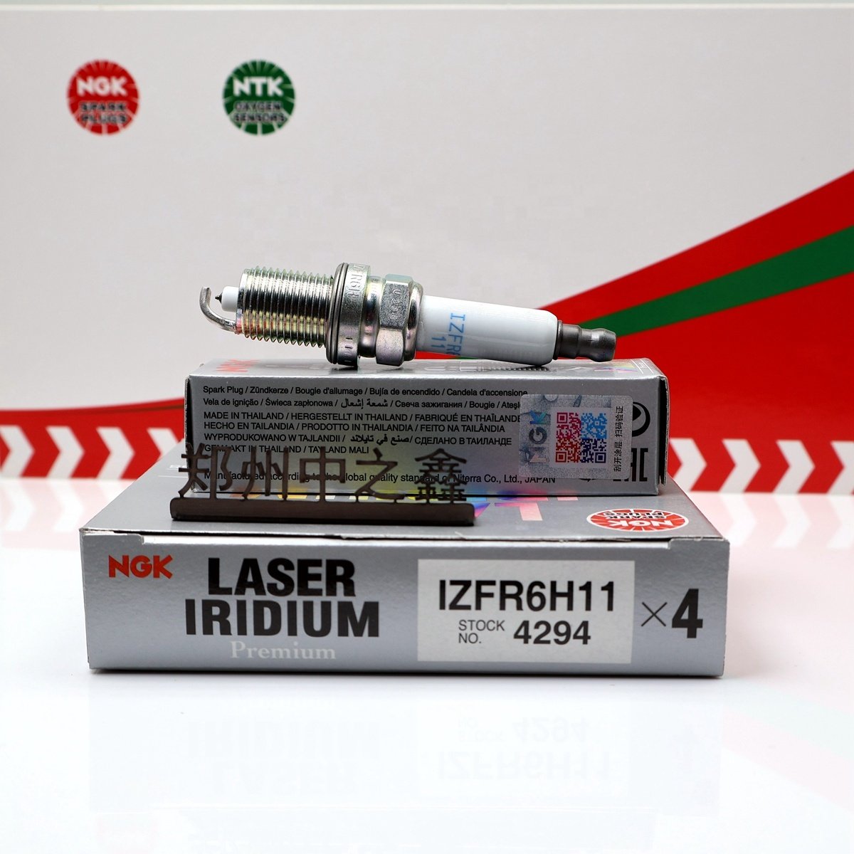 Genuine IZFR6H114294 Original NGK Iridium Platinum spark plug For bmw X5 (E53 2000-2007, E70 2006-2013)