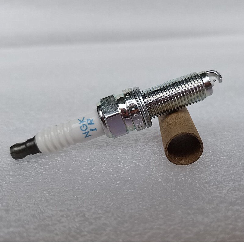 12290-R40-A01 ILZKR7B-11S for Acura MDX RL ZDX Honda Accord Civic CRV spark plug