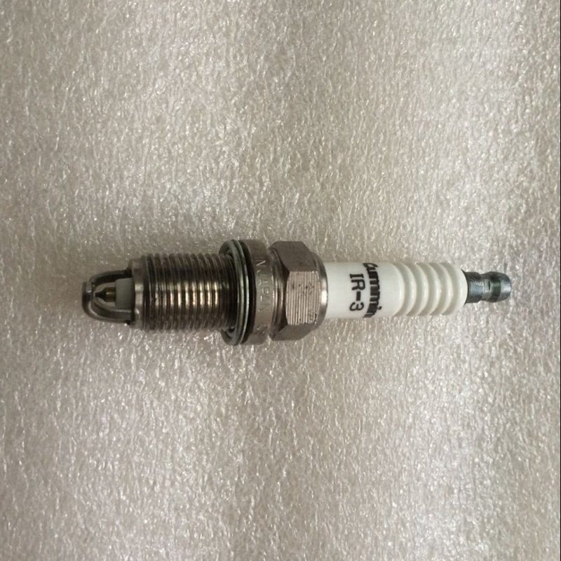 Nature gas Spark Plug 4089904 4955292 4955851 for 6CT engine spare parts