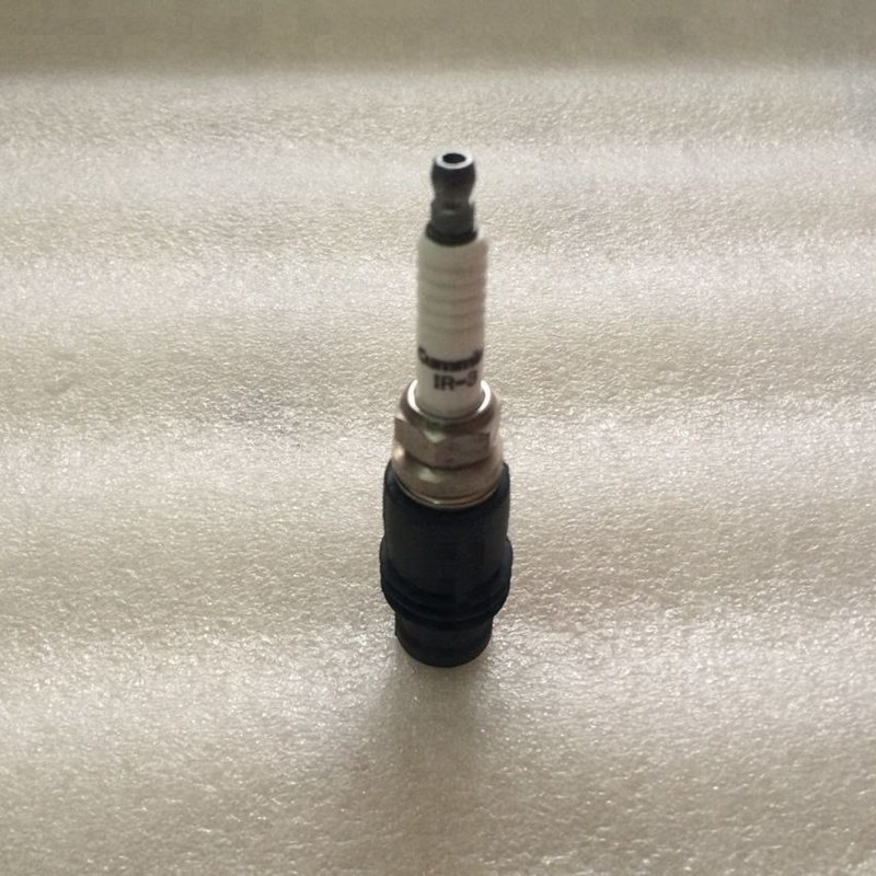 Nature gas Spark Plug 4089904 4955292 4955851 for 6CT engine spare parts