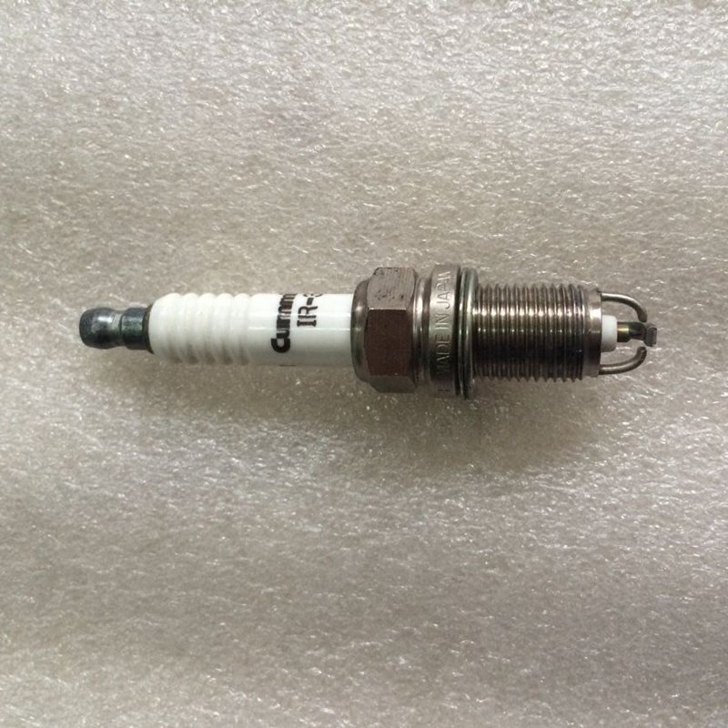 Nature gas Spark Plug 4089904 4955292 4955851 for 6CT engine spare parts