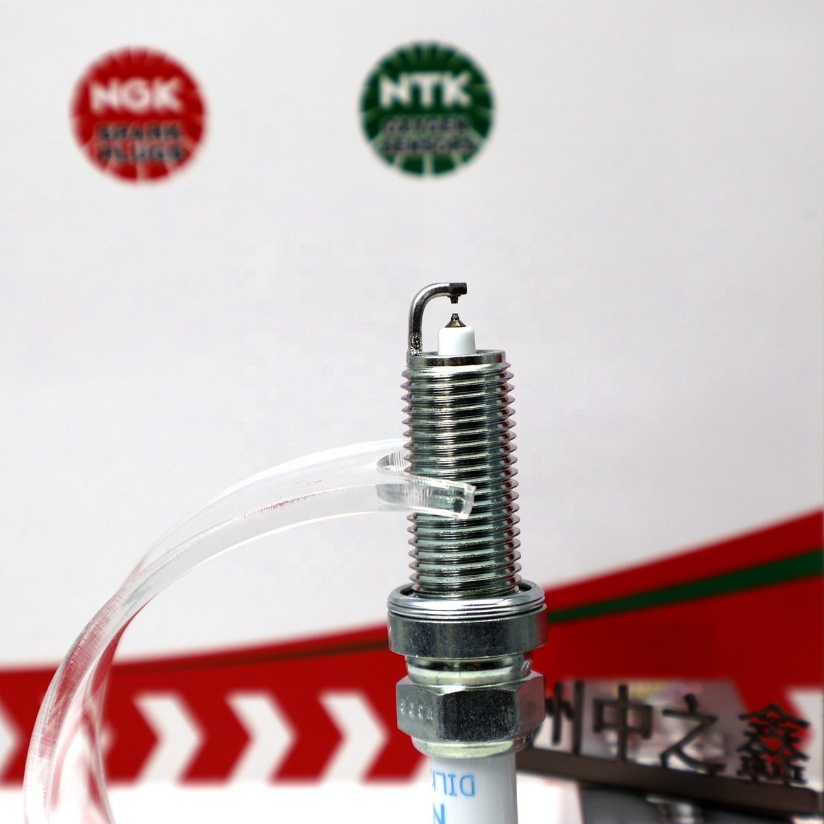 Genuine DILKAR6A11 9029Original NGK double iridium gold spark plug 22401JA07B Available for Nissan (imported) ALTIMA (L32) 2.5