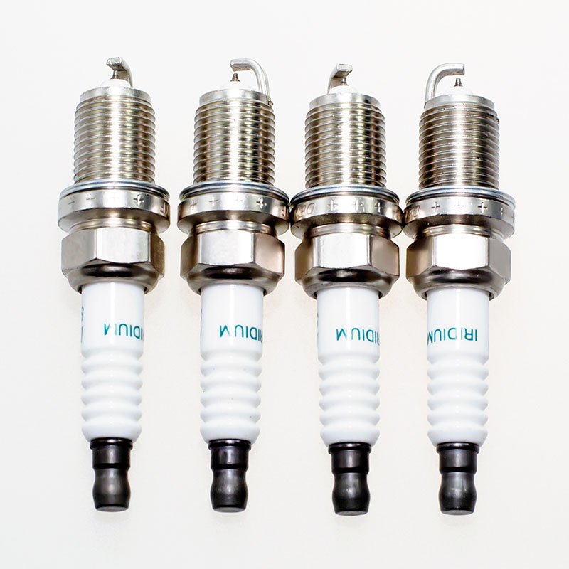 Wholesale Car engine spark plug SK20R11 90919-01210 For Toyota 4 Runner Camry Lexus 90919 01210