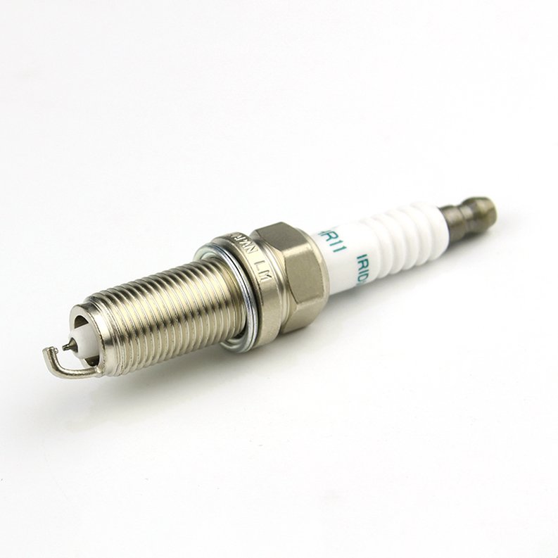 Manufacturer 90919-01247 FK20HR11 Laser Iridium Auto Spark Plugs New Condition for Engine