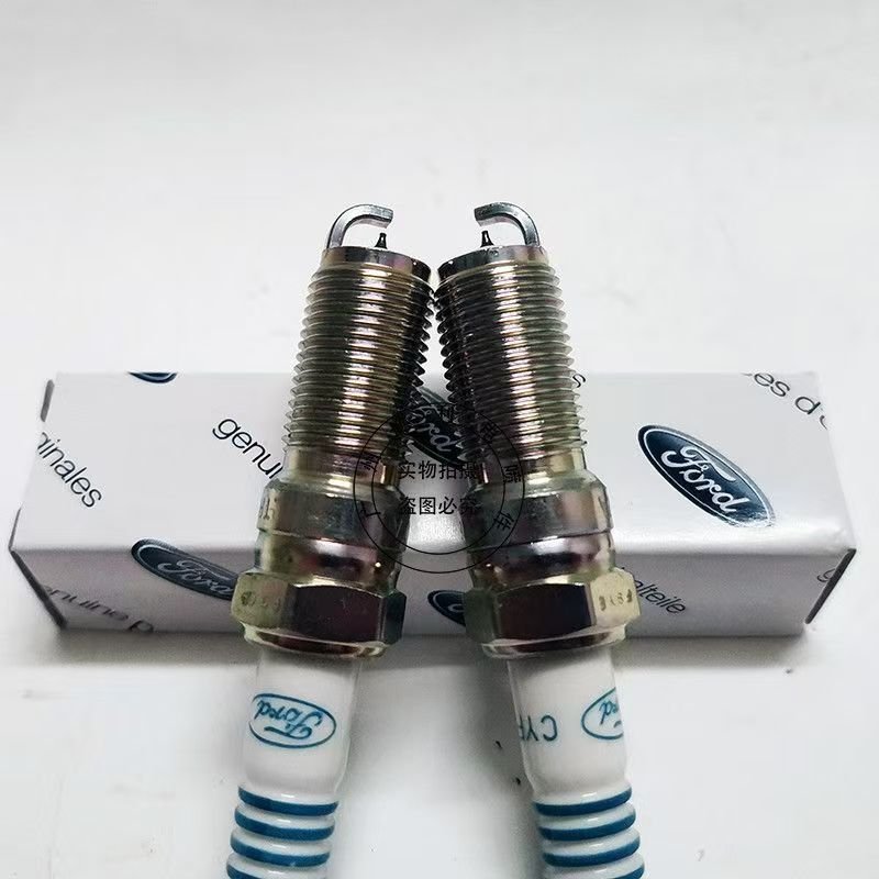 The 4M5G-12405-XE is suitable for the Ford Focus 1.8 Mondeo 2.0 Winning Automotive spark plug 1493001