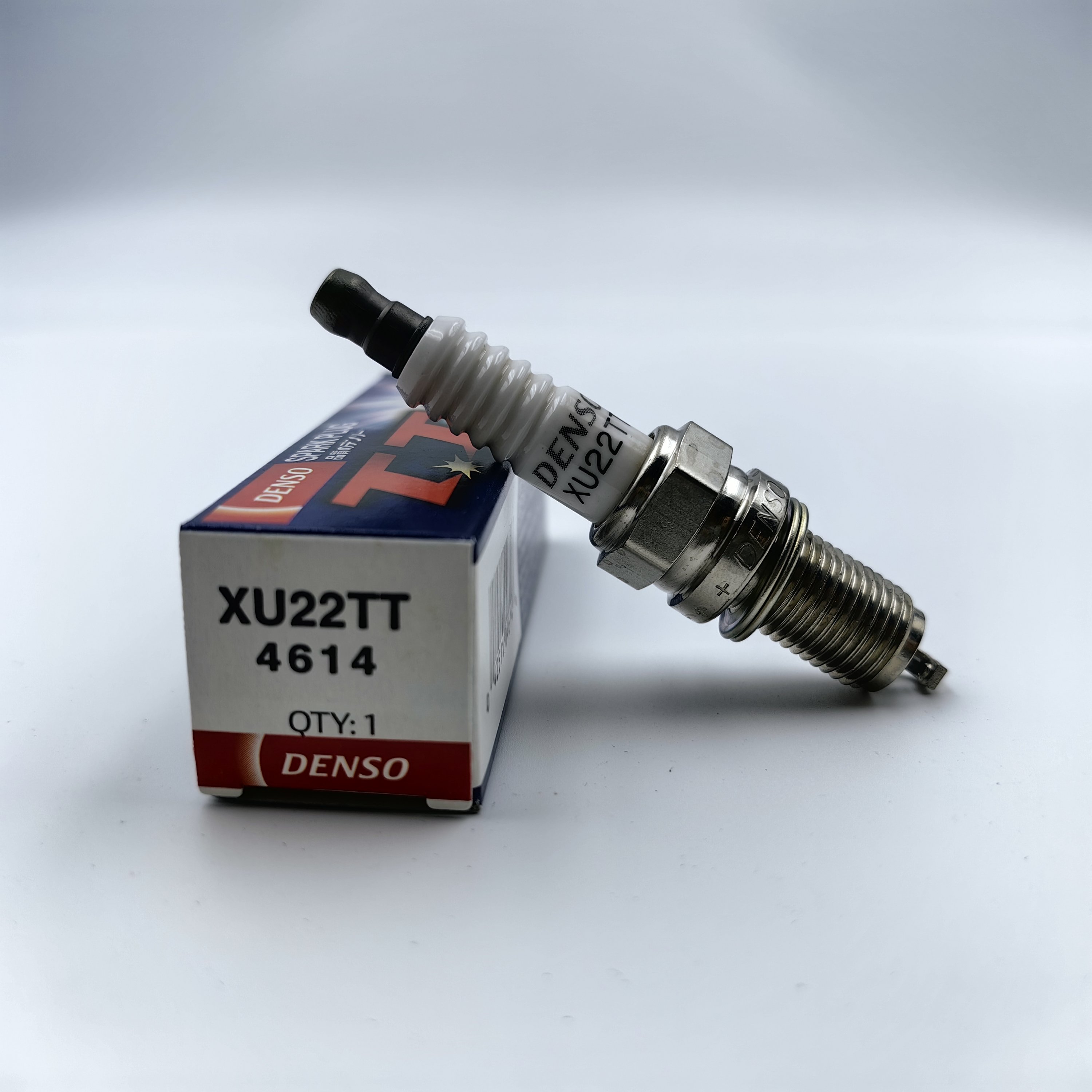 Original Genuine DENSO Nicker Alloy Spark Plug 4614 XU22TT For Chevrolet SPARK 1.2L, Fiat 500C 1.4L, LINEA 1.4T, PANDA 1.2L