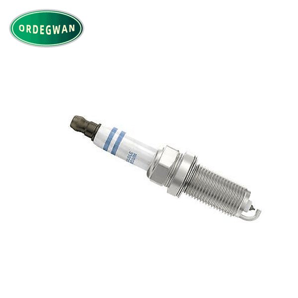 LR032080 High Quality spark plug For Land Rover DISCOVERY RANGE ROVER OE LR032080