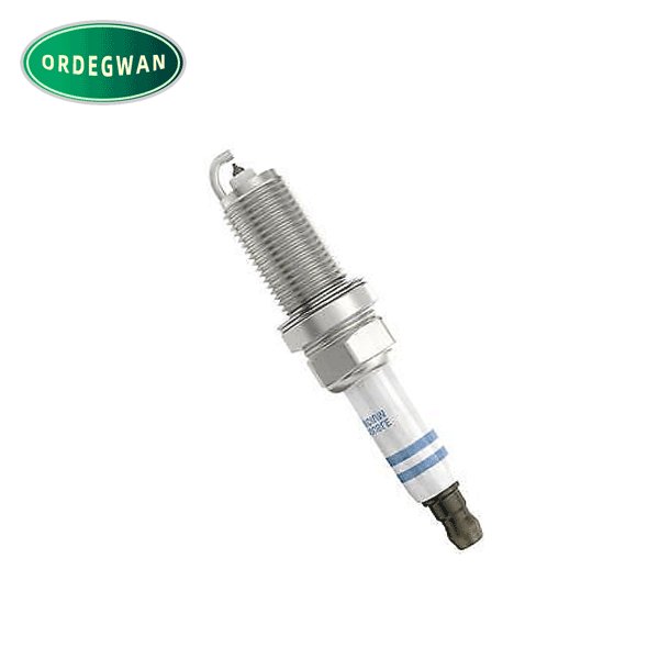 LR032080 High Quality spark plug For Land Rover DISCOVERY RANGE ROVER OE LR032080