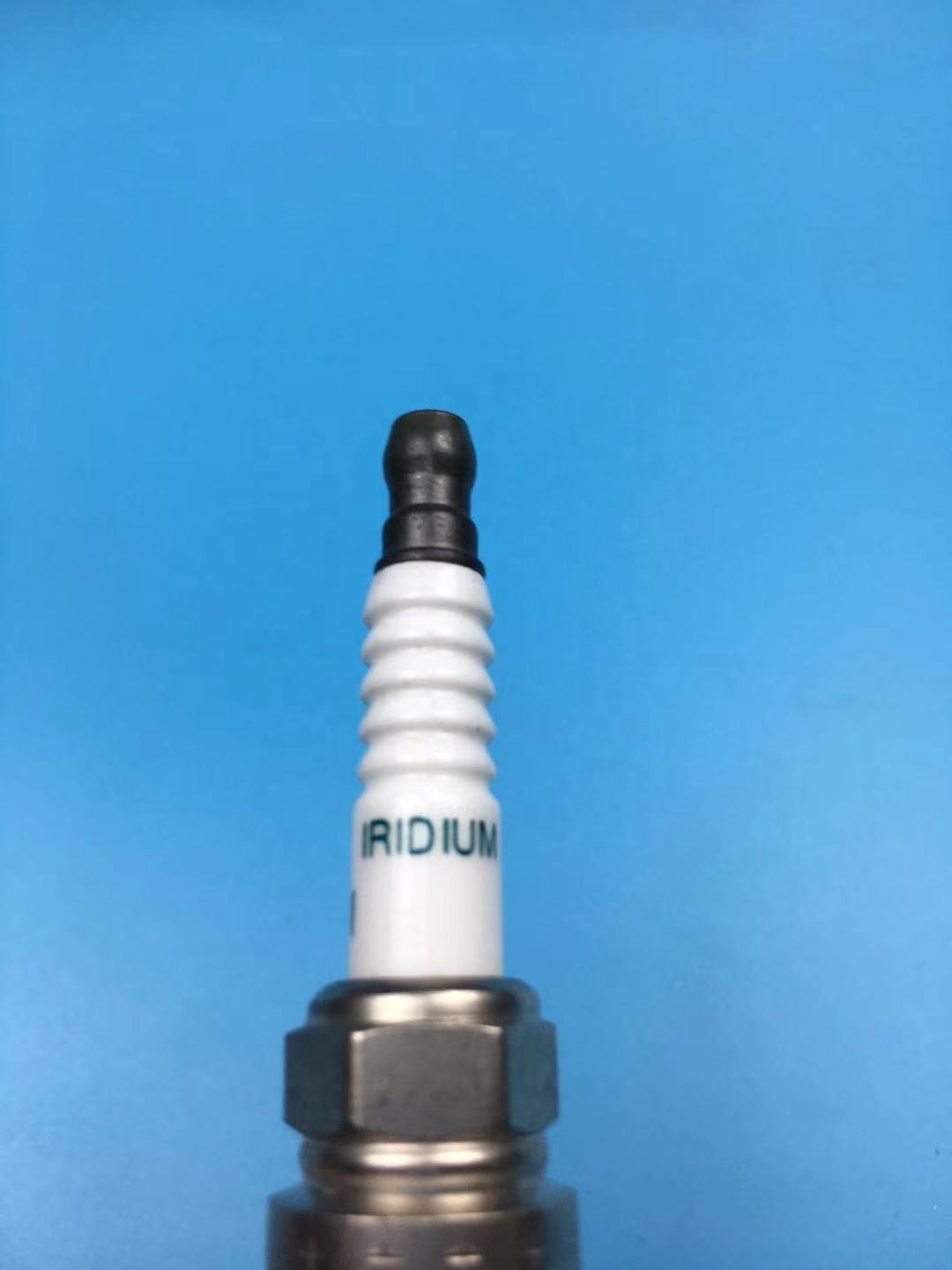 Factory price auto iridium spark plug OEM 90919-01210 22401-AA731 01247 01235 01253 01221 01191 YZZAE 01198 01230 fit for Toyota