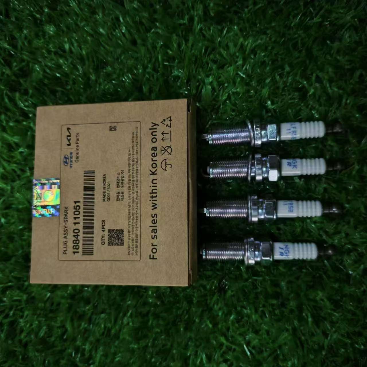 18840-11051 Wholesale High Quality Auto Parts Iridium Spark Plugs OEM 18841-11051 1884111051 18841 11051 2884011051