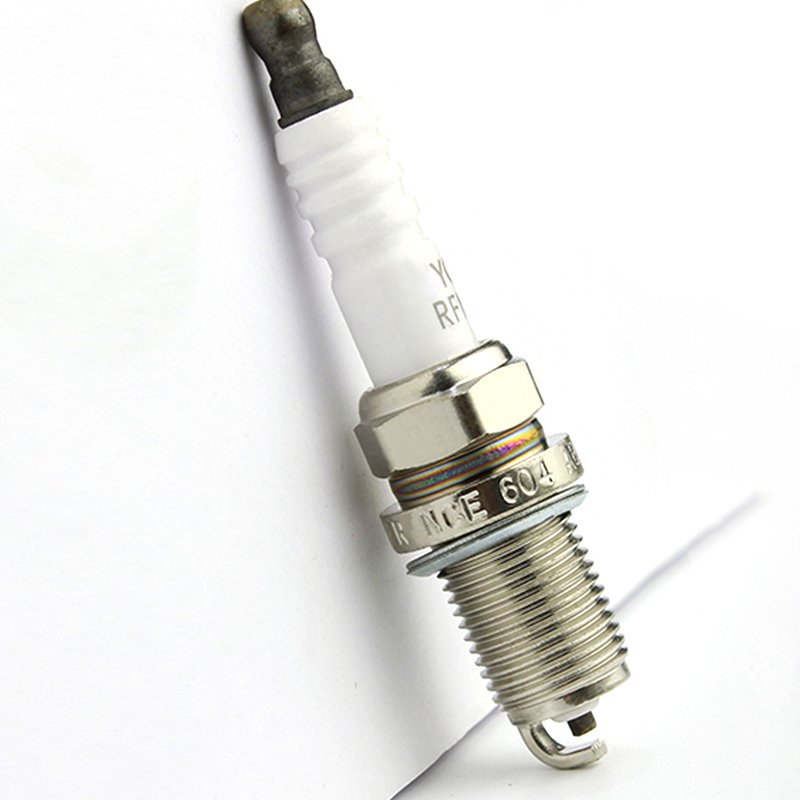 factory price A5 auto spark plug RFC42LZ2E A7 car spark plug RFN58LZ for France auto