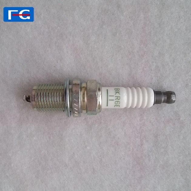 Factory cheap price auto Spark Plug OEM 22401-50Y06 BKR6E-11 22401-50Y05 BKR5E-11 car spark plug for Japanese cars
