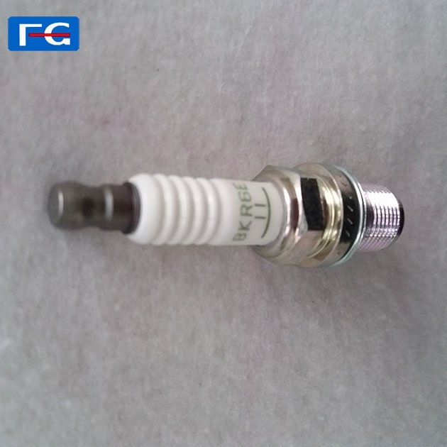 Factory cheap price auto Spark Plug OEM 22401-50Y06 BKR6E-11 22401-50Y05 BKR5E-11 car spark plug for Japanese cars